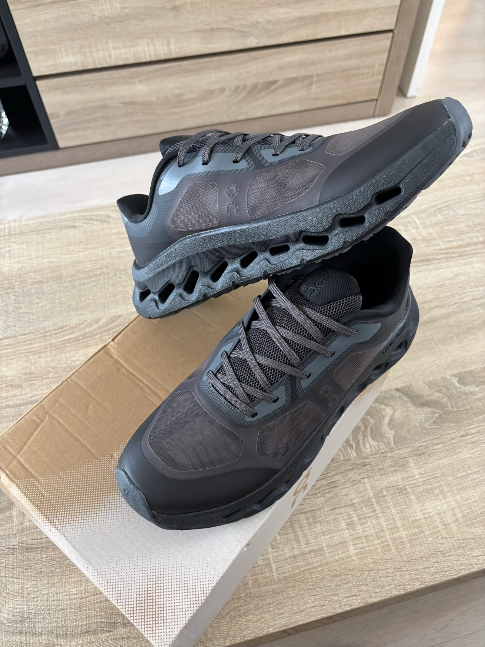 On Cloudtilt Remix Taille 44 – photo 8